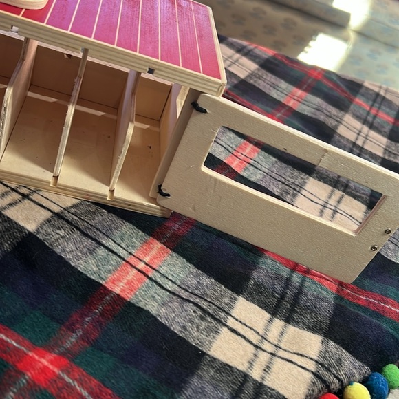 Melissa & Doug, Take-Along, Show Horse, Stable, Play Set, Wooden Stable Box, Toy - Picture 9 of 15